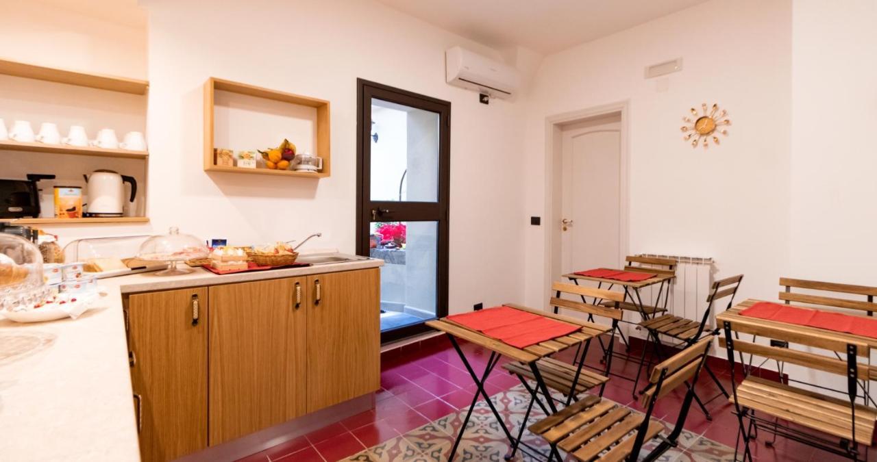 Siculis Bed and Breakfast Catania Esterno foto